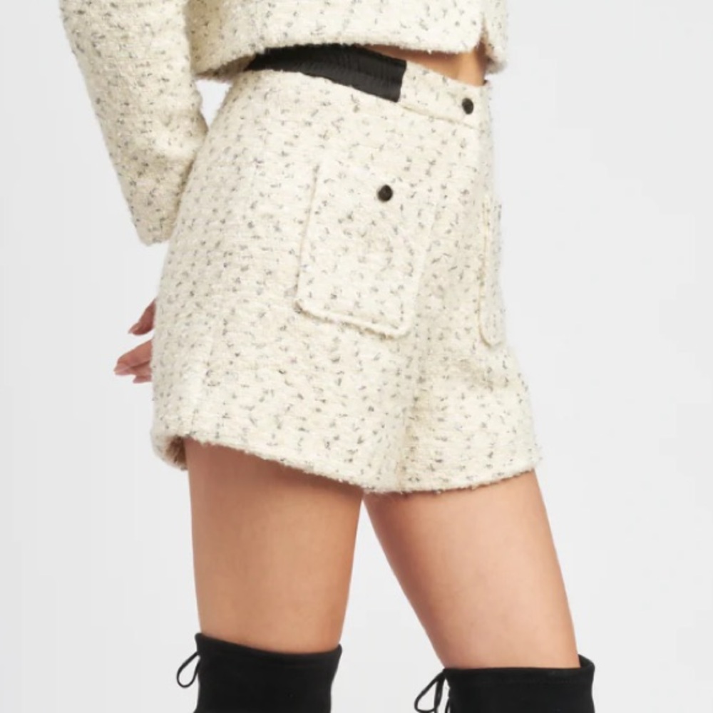 En Saison Hayes Tweed Shorts New - Picture 4 of 7